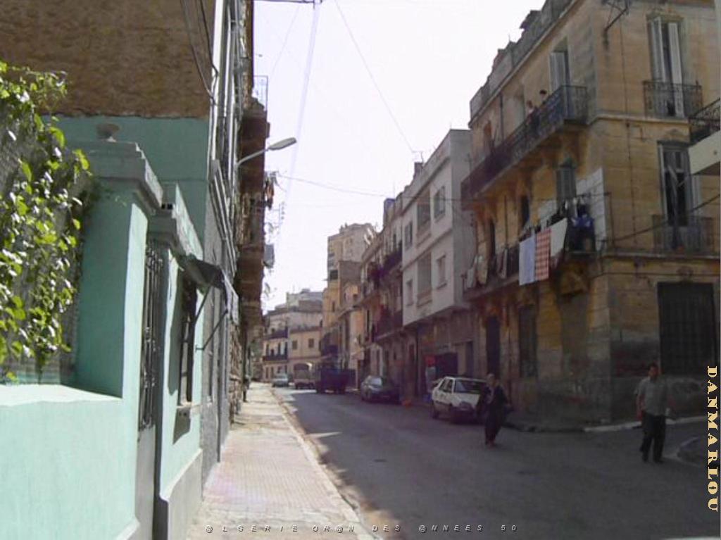 rue Rabelais 21.JPG